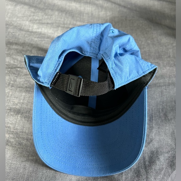 Nike Golf Hat - Picture 3 of 3